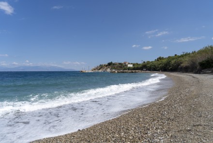 paralia_aigeiras_2.jpg
