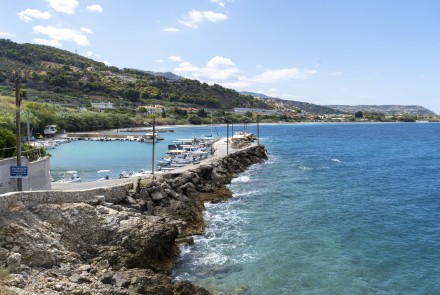 paralia_aigeiras_7.jpg